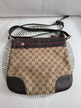 Gucci crossbody bag